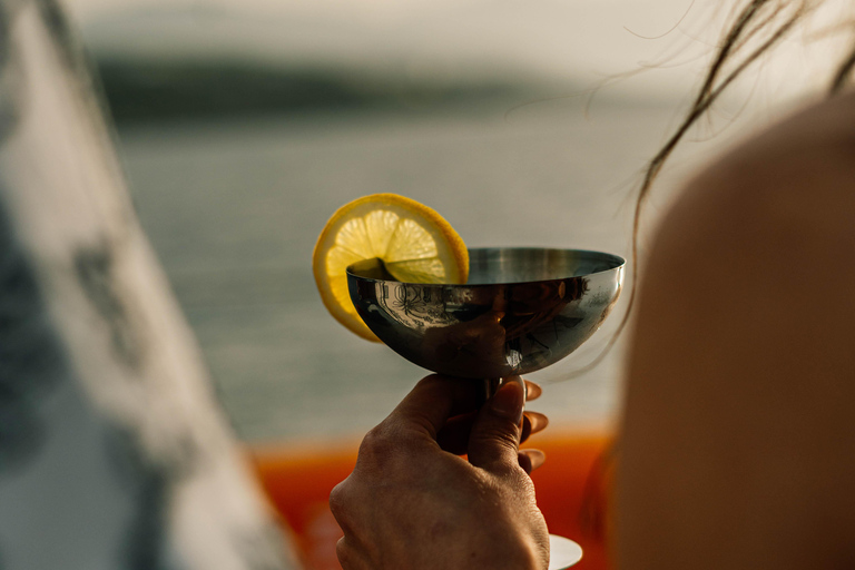 Premium Sunset Cruise Rethymno Golden Hour, Open Bar & Tapas
