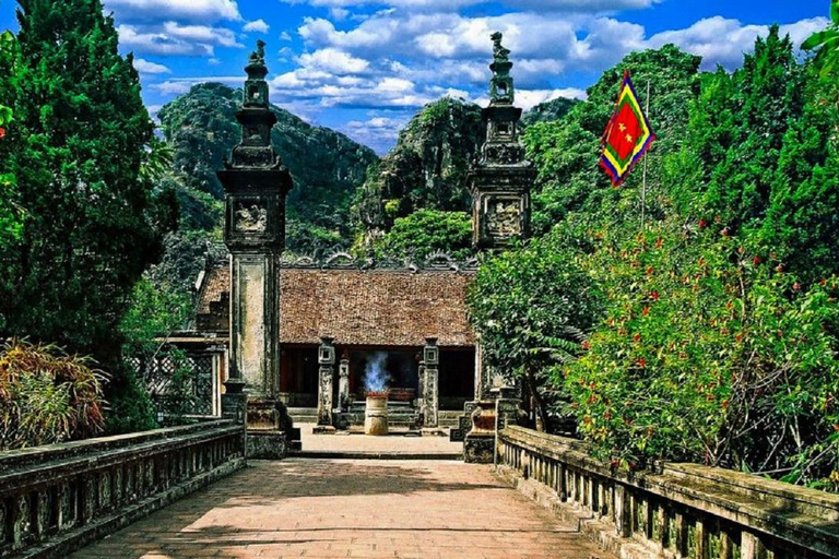 From Ha Noi: Hoa Lu, Tam Coc &amp; Mua Caves Full-Day Trip