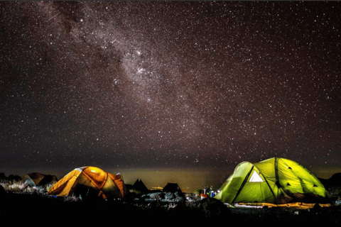 莫希：乞力马扎罗山马兰古路线 2 日徒步