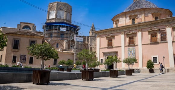 Shore Excursion: Valencia Then & Now Private tour with local