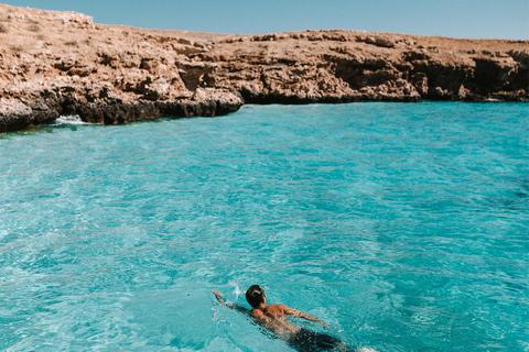 Muscat: Dimaniyat eiland snorkelen excursieHele dag Dimaniyat Eiland Tour