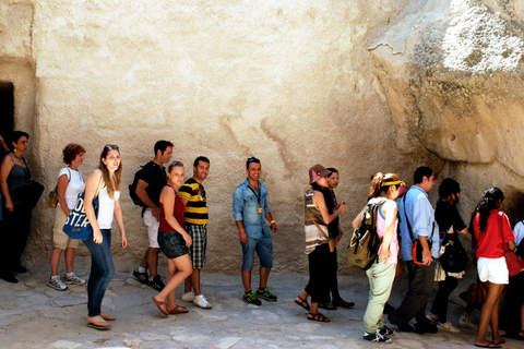 Rode tour door Cappadocië met lunch en museumtickets (kleine groep)Cappadocië rode tour met lunch en museumtickets kleine groep