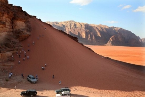 Excursión de día completo en jeep y almuerzo tradicional - Desierto de Wadi Rum