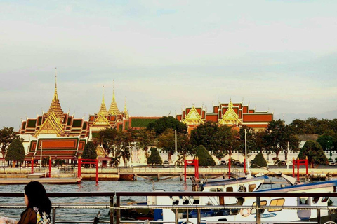 Bangkok:Calypso Cabaret & Dinner Cruise mit HoteltransferTour mit Meeting Point