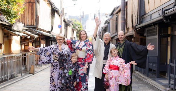 Kyoto: Kimono Rental - Classic and Traditional Selection