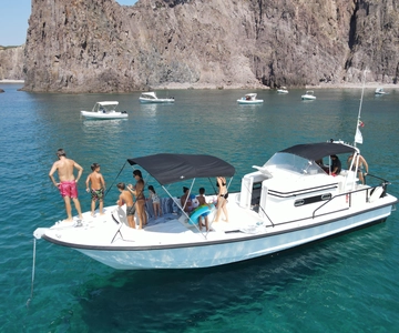 Sant'Antioco: Tour in barca a motore con skipper