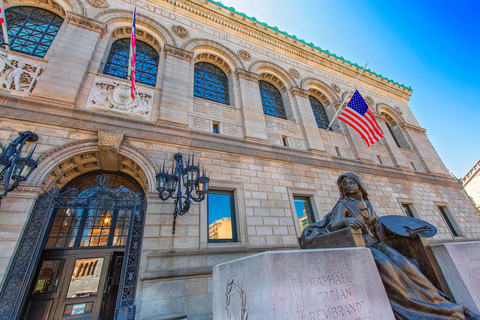 Boston: Back Bay Small Group Walking History Tour