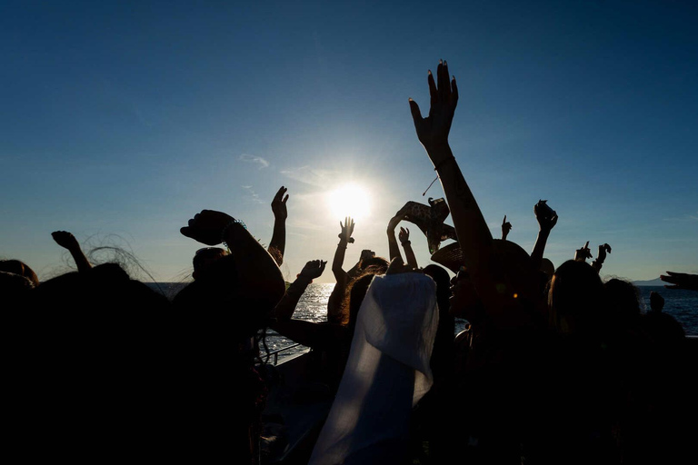 Ibiza: Formentera Full-Day Boat Trip with Sunset Party