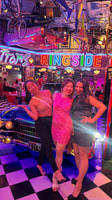 Bar Hopping à Makati avec Mari - Hizvo