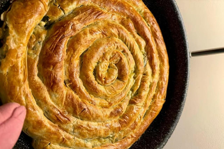 Berat: Traditional Cooking Class with a Local Family Berat: Traditional Cooking Class with a Local Family