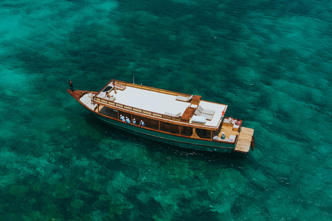 Komodo Premier Voyage: Full-Day 4 Stops & Sunset Cruise