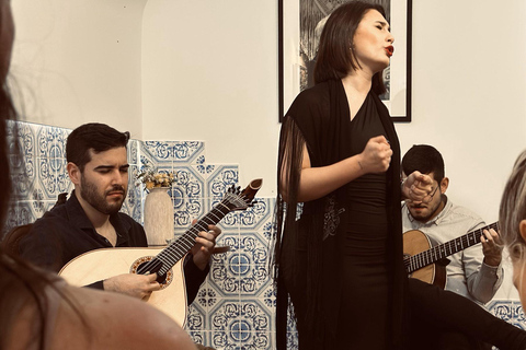 Lisbon: Intimate Fado Show in the Historic Fado District