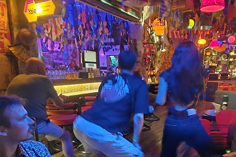 Bangkok Party Animal: Pub Crawl + Club Entry Included