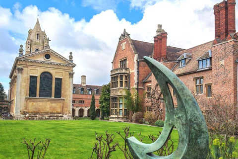Cambridge: Guided Walking Tour with King's College Chapel