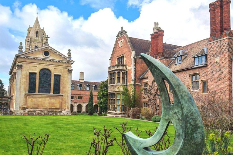 Cambridge: Guided Walking Tour with King's College Chapel
