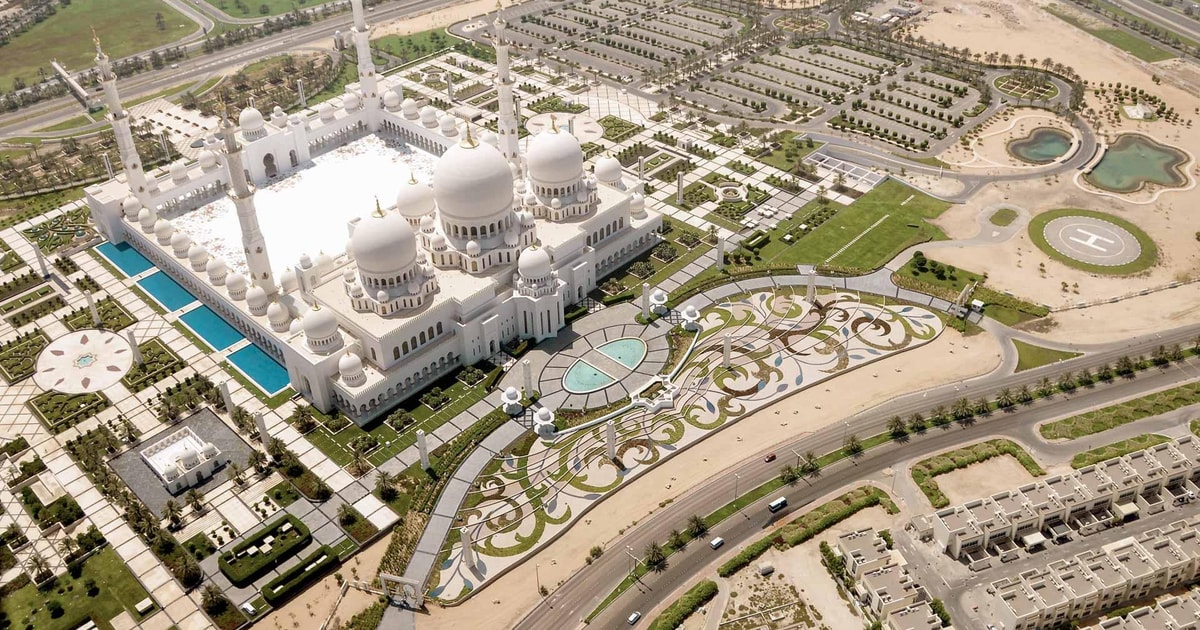 From Dubai: Abu Dhabi City Sightseen with Mosque Deluxe Tour | GetYourGuide