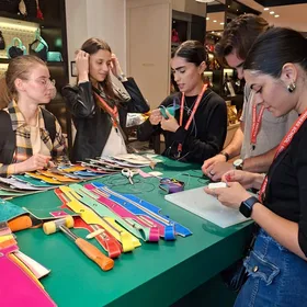 Florence Leather Experience - Kreiere dein Rereri-Accessoire in einem Workshop Florence Leather Experience - Kreiere dein Rereri-Accessoire in einem ...