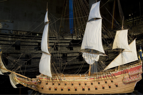 Stockholm: Vasa Museum & Archipelago Boat Tour with Food