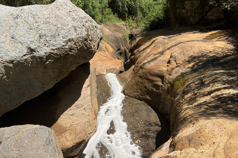 Hell's Gate e Lago Naivasha: tour in bicicletta, escursione e giro in barcaAvventura a Hell's Gate (da Nairobi)