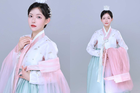 Storytelling Hanbok Photography at Royal Palace Private Group Photography Session