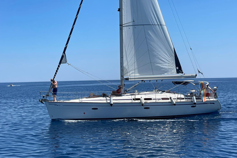 Rhodes : Excursion d&#039;une journée en bateau à voile avec déjeuner
