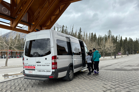 Bus navetta da Banff a Calgary | Aeroporto condiviso