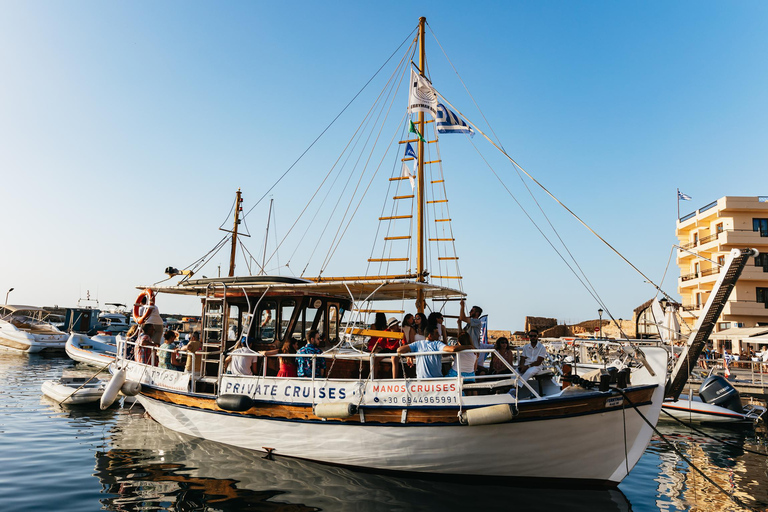 Chania: Sunset Boat Cruise with Guide