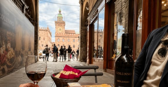 Bologna: 2-Hour Food Tour with Mortadella, Lasagna & Wine