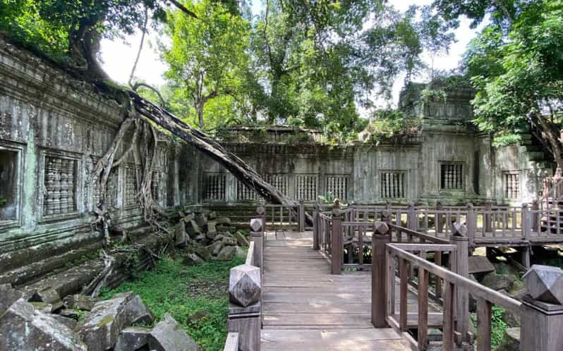 Siem Reap: Beng Mealea and Banteay Srei Temple Tour