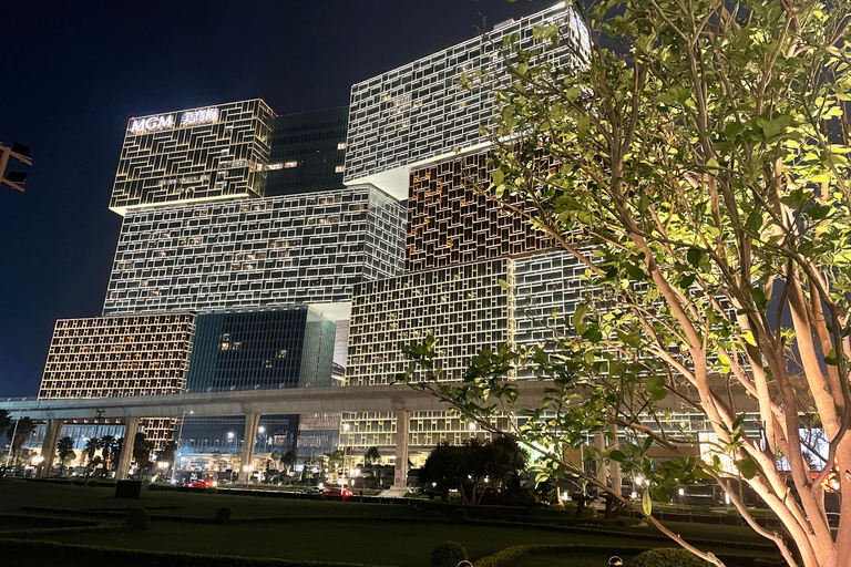 Macau: Cotai Strip Night Tour with Optional Experiences