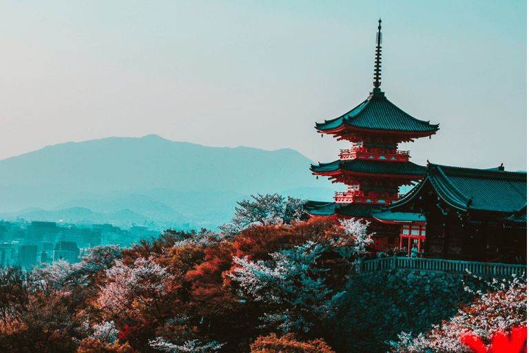 Kyoto al mattino presto: tour storico da Kiyomizu-dera a Gion