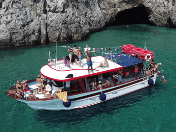 Sperlonga: Boat Cruise to the Blue Grotto with Swimming