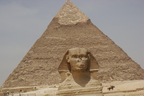 From Hurghada: Cairo and Giza Highlights Full-Day TourShared Tour + Lunch without Entrance Fees