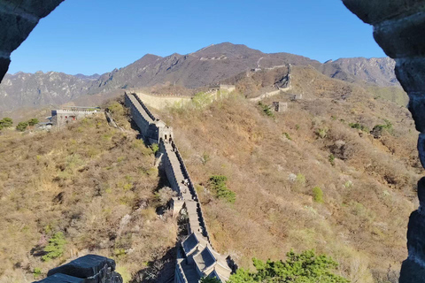 Beijing: Mutianyu Great Wall Private Tour with Tea Tasting Mutianyu Great Wall Private Tour with English Tourguide