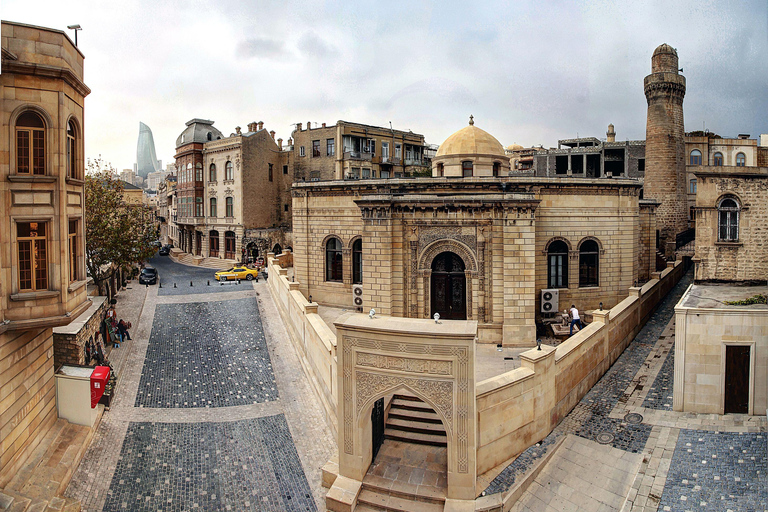 Excursão a pé pelo centro histórico de Baku