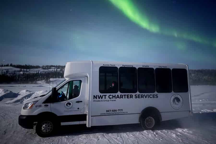 Yellowknife: Winterliche Polarlichter-Tour, komplett | 4 Tage/3 Nächte | Bus. Foto: GetYourGuide Yellowknife: Winterliche Polarlichter-Tour, komplett | 4 Tage/3 Nächte | Bus. Foto: GetYourGuide
