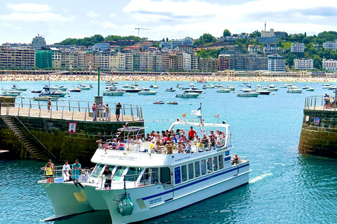 San Sebastián: Excursión Panorámica en Catamarán por la Bahía y la Costa