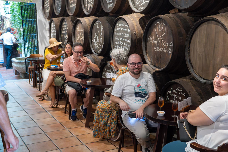 Málaga: Guided Tour and Tasting of Local Products