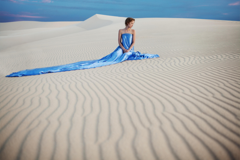 Maspalomas: Flying Dress Photoshoot in Sand Dunes Standard (20 photos | 30 mins)