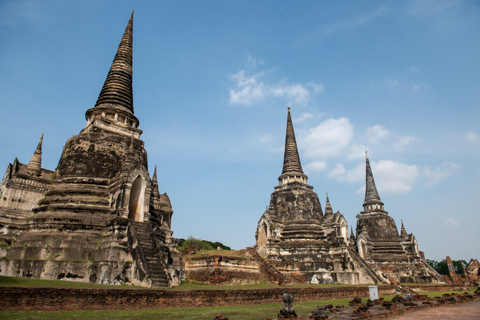 Bangkok: Ayutthaya, ferrovia e mercati galleggianti Tour di un giorno interoTour privato in inglese