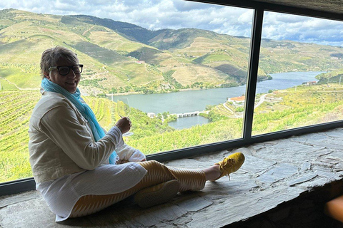 Private Douro Luxury,Private Boat,Wine,visits, 5 Stars Lunch