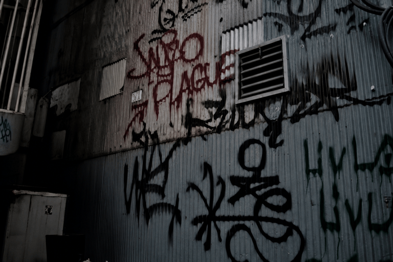 Tokyo : Ghost and Dark Tales, Urban Legends & Cemetery Night