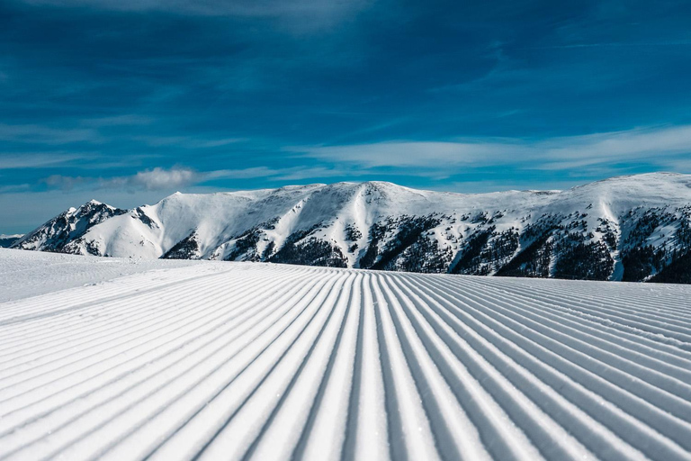From Denver: Copper Mountain Snow Day with Lift & Rentals