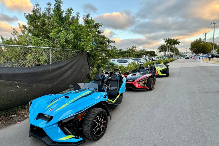 1 Stunde &amp; 30min Schleuderverleih Miami - Wir sind die Besten!Polaris Slingshot Vermietungen Miami