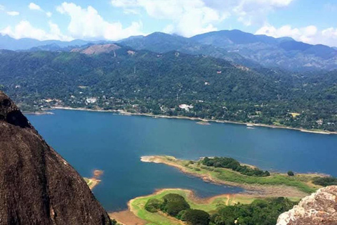 Kandy: Hidden Cave Temple Forest Hike & Lake View Summit