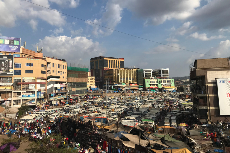 Kampala: Private City Tour with Car and Guide