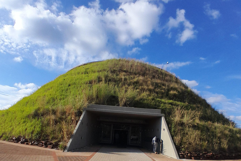 Johannesburg: Cradle of Humankind &amp; Sterkfontein Caves TourJohannesburg: Tour naar de bakermat van de mensheid en de Sterkfontein-grotten