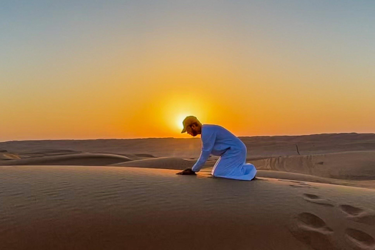 Oman Full-Day Tour: Muscat, Wadi & Wahiba Sand Desert Sunset