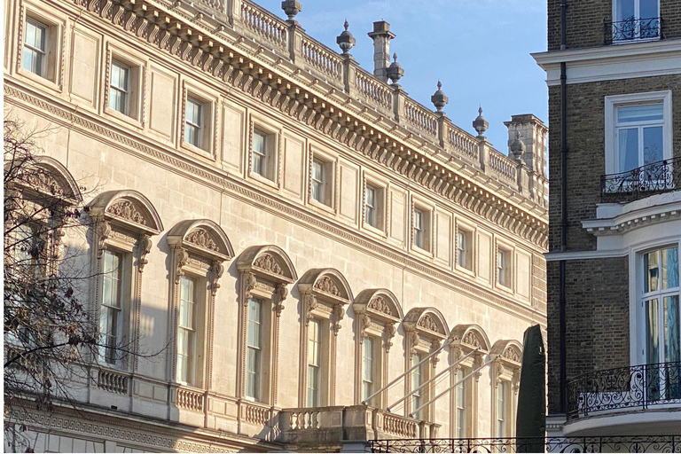 London: 6.30pm Highlights Walking Tour with Local Guide