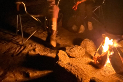 Jeddah: Moon Mountain Hiking and Sunset Yoga